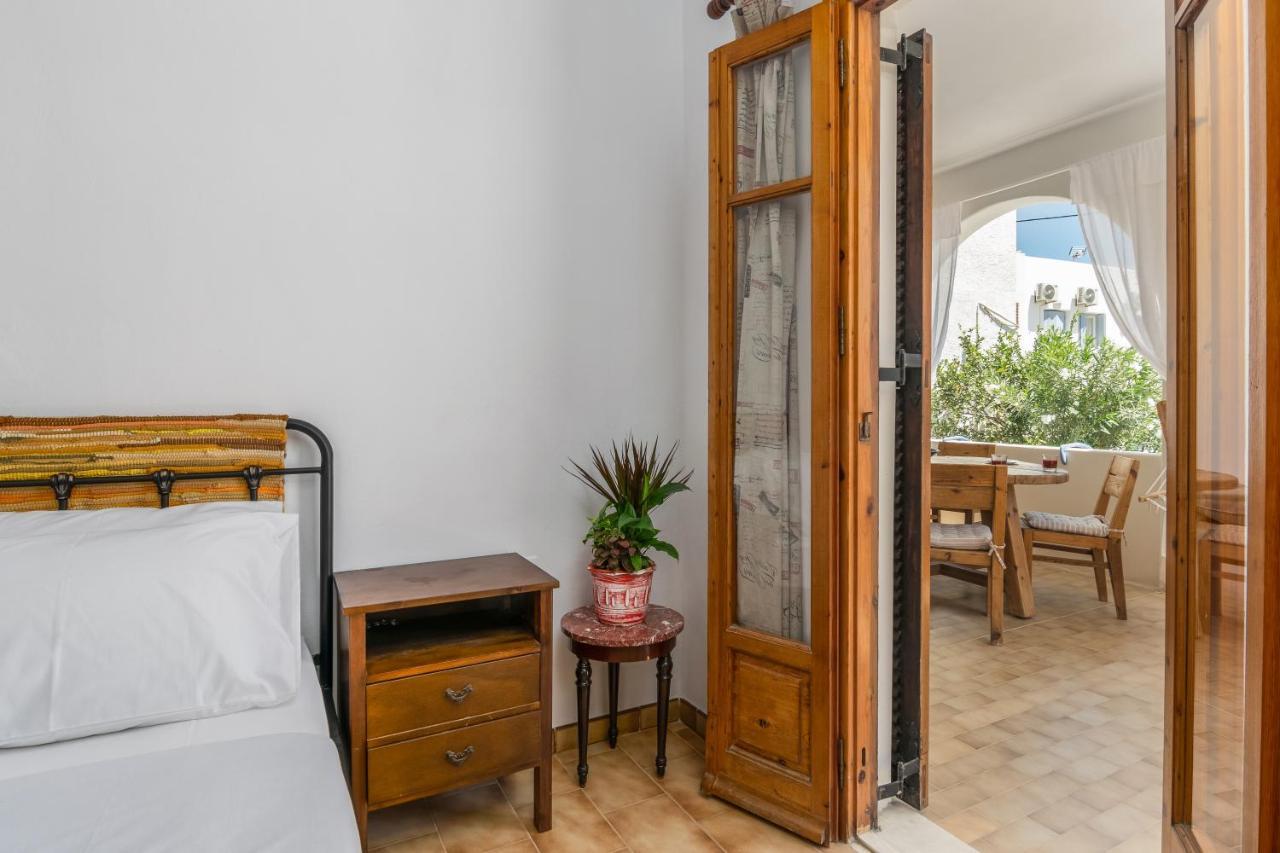 Grandpa'S Yard Apartment Adamantas  Ngoại thất bức ảnh